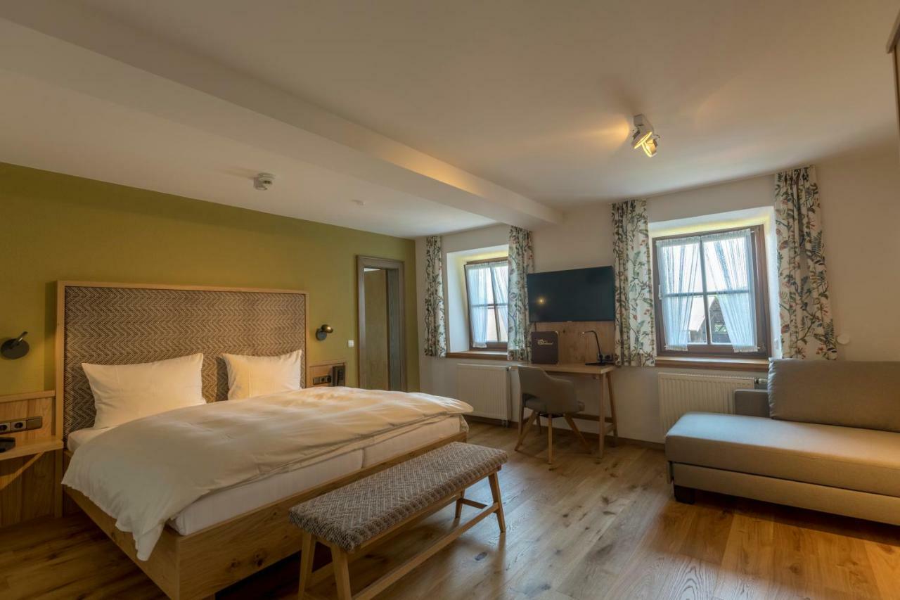 Hotel Oberschmied Reit im Winkl Camera foto